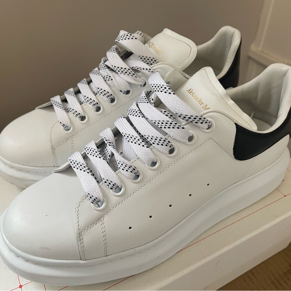 Alexander McQueen. White/Black. Size 10.